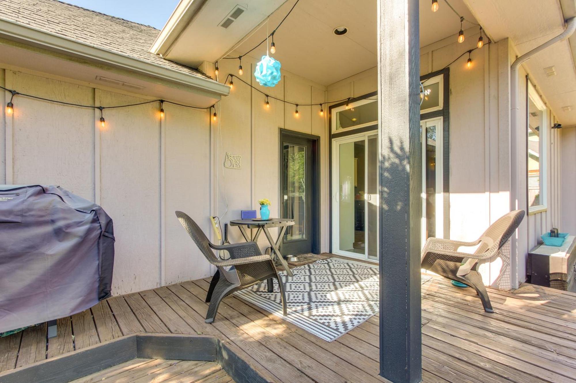 Pet-Friendly Home With Grill, 2 Mi To Autzen Stadium Springfield Exterior photo